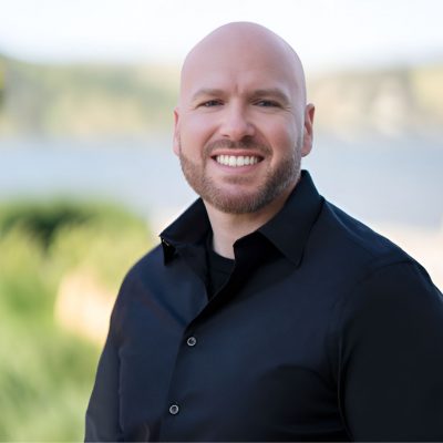 Headshot New Website (4)